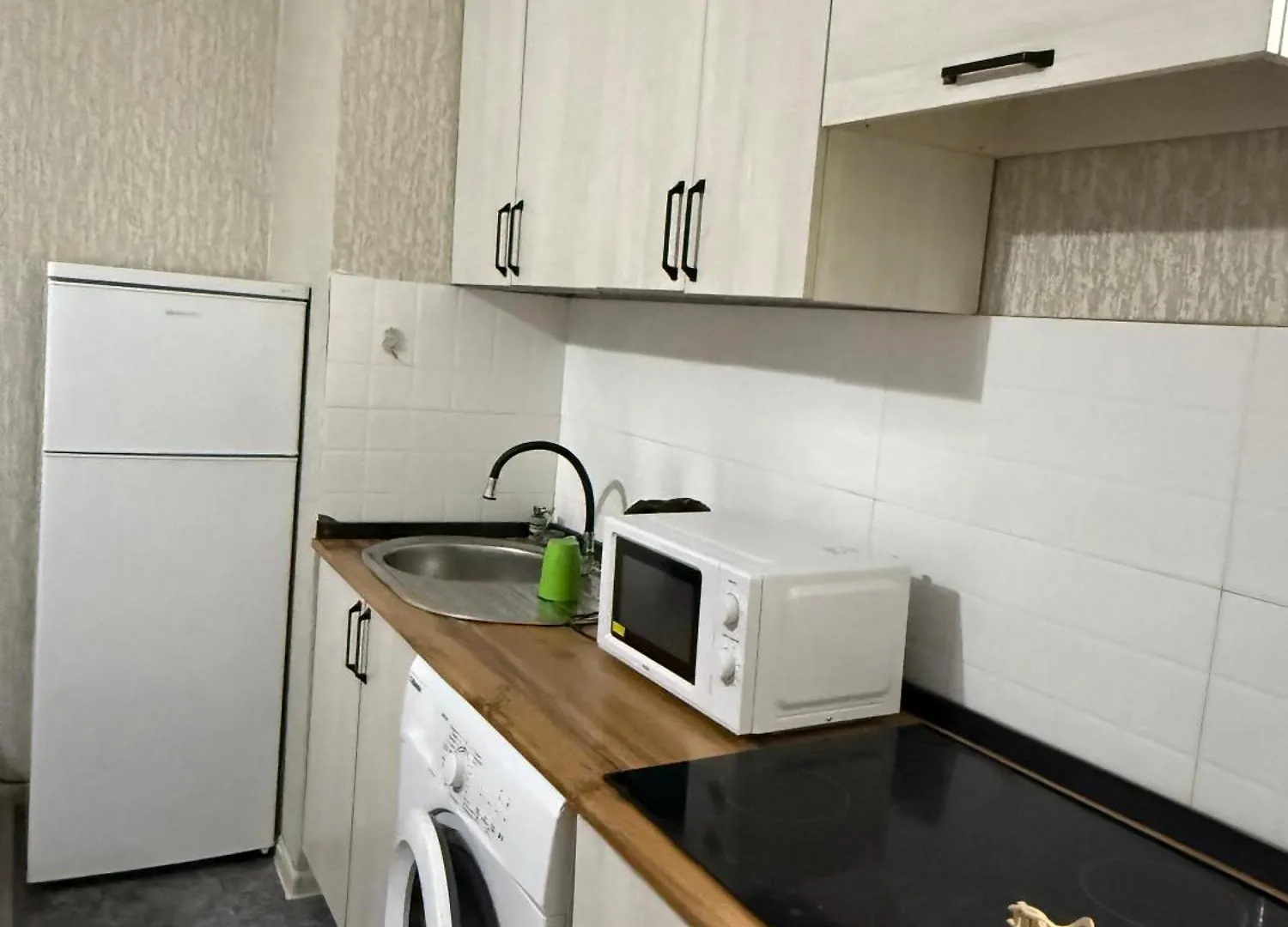 1-Комнатная Квартира Almaty